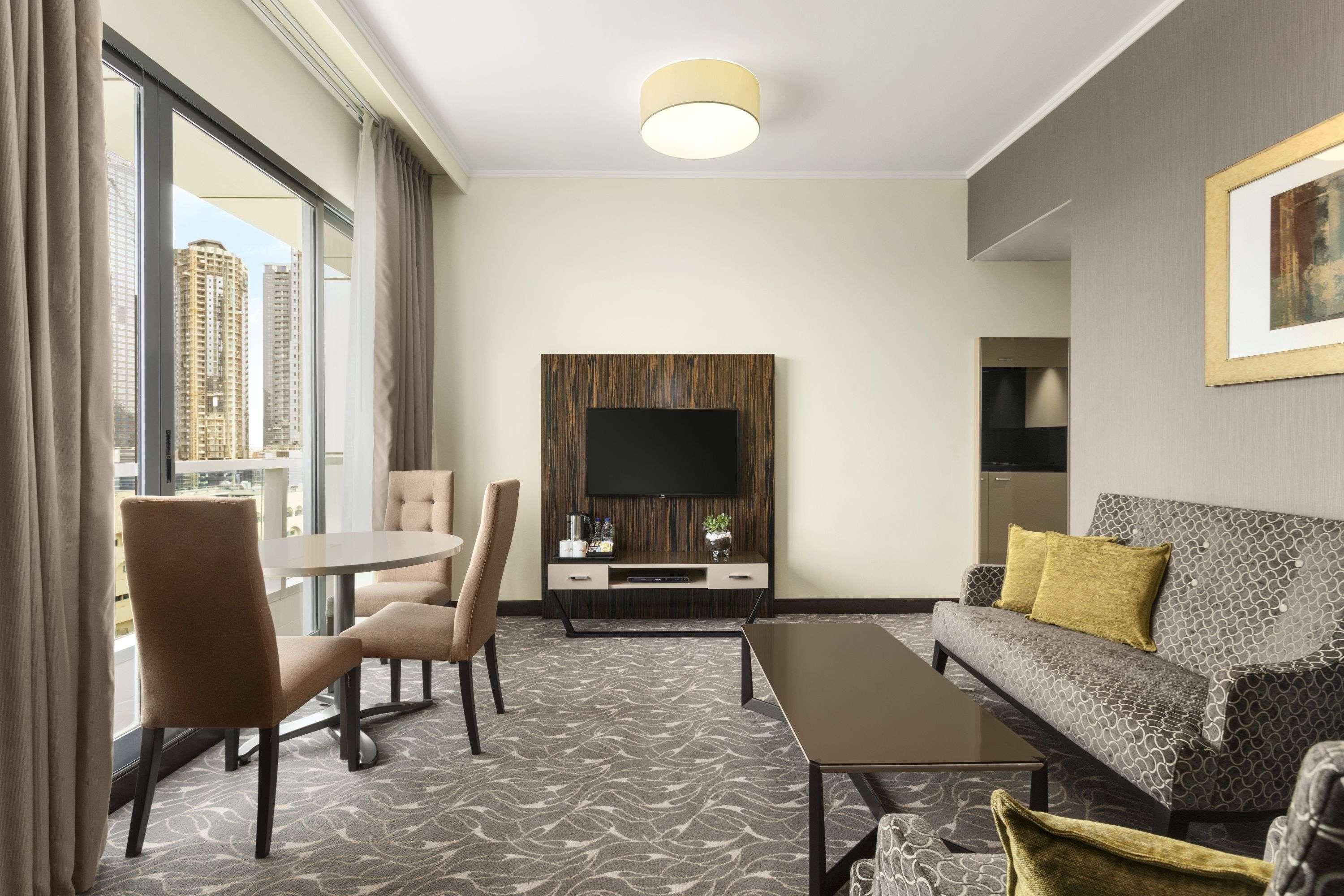 Hawthorn Extended Stay By Wyndham Abu Dhabi City Center Buitenkant foto