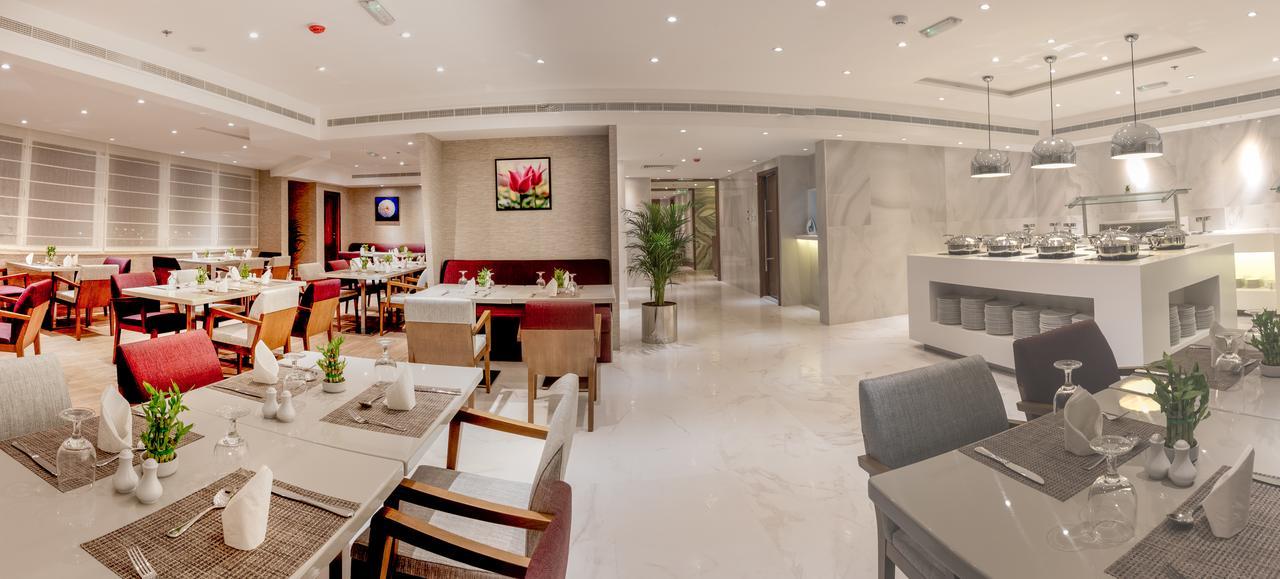 Hawthorn Extended Stay By Wyndham Abu Dhabi City Center Buitenkant foto
