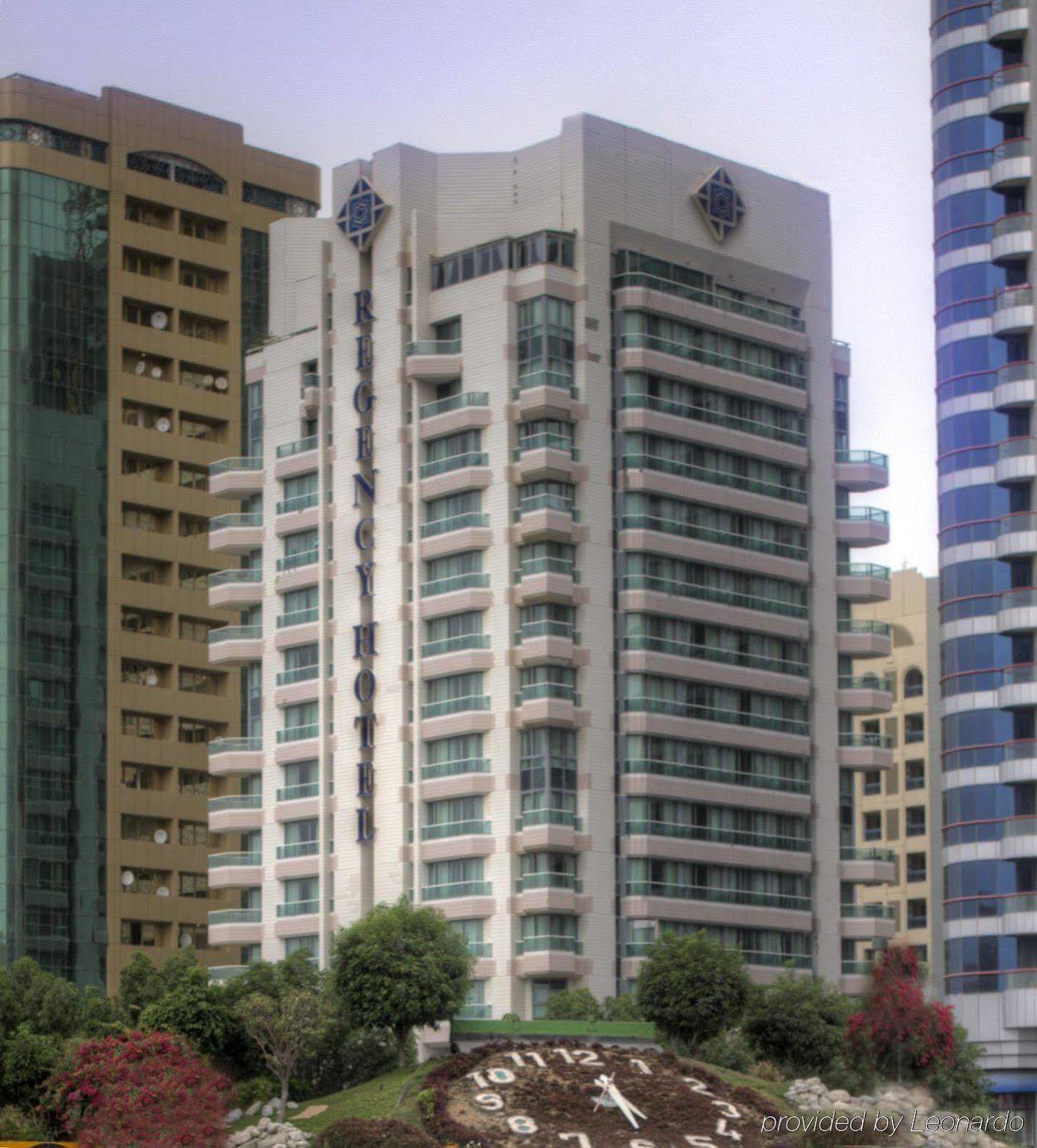 Hawthorn Extended Stay By Wyndham Abu Dhabi City Center Buitenkant foto