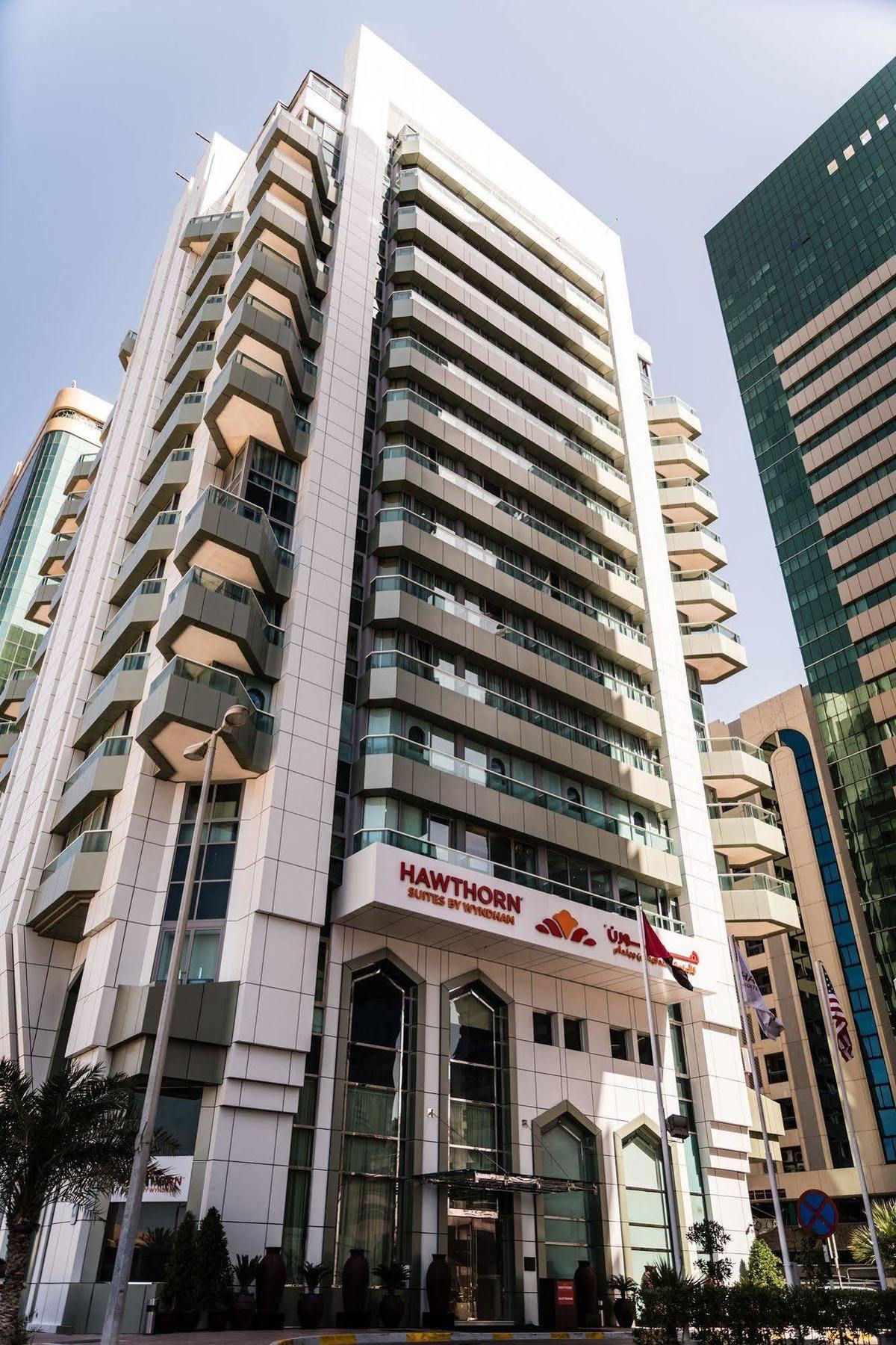 Hawthorn Extended Stay By Wyndham Abu Dhabi City Center Buitenkant foto