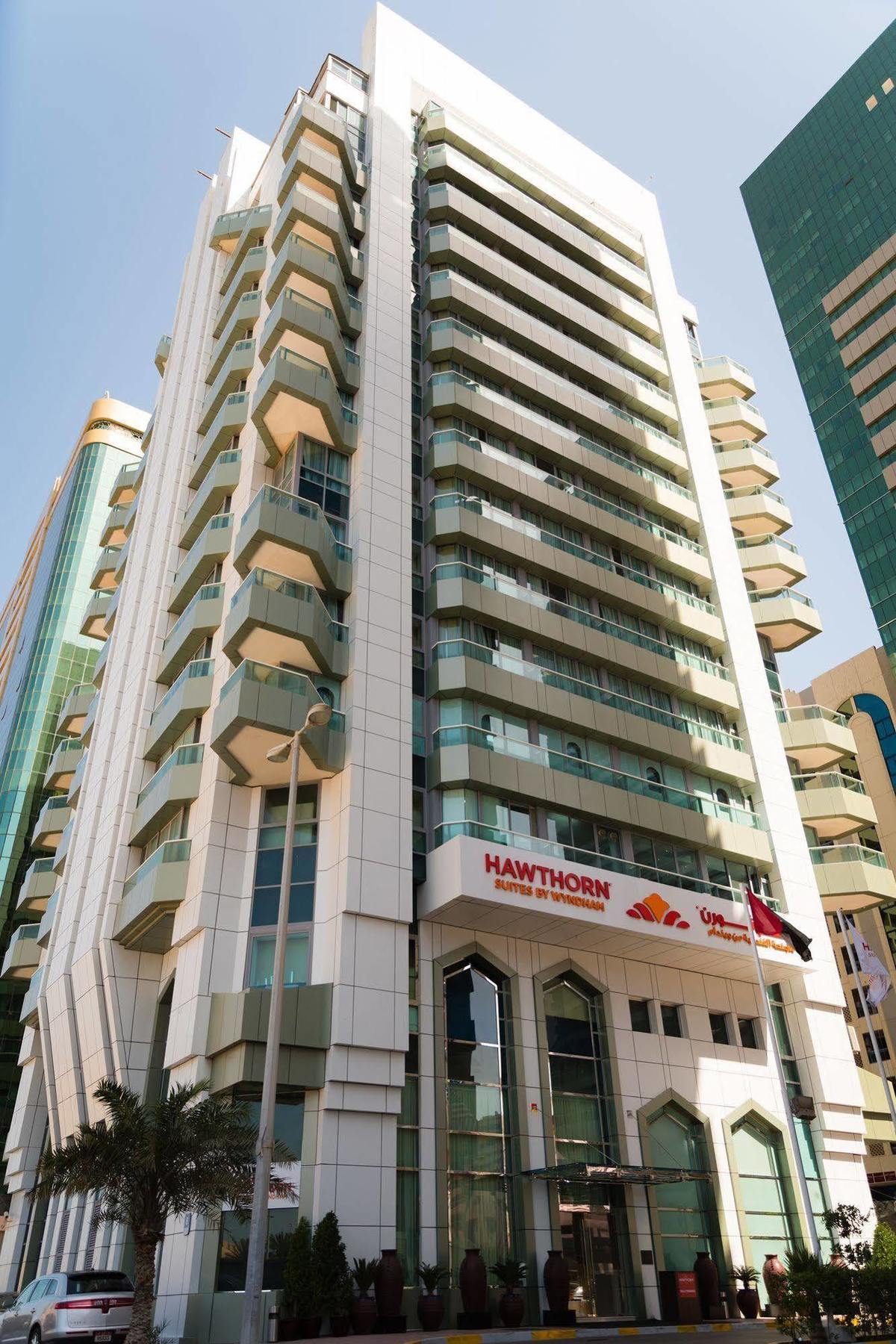 Hawthorn Extended Stay By Wyndham Abu Dhabi City Center Buitenkant foto