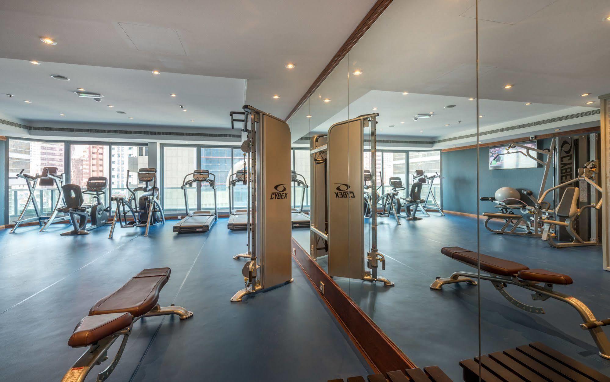Hawthorn Extended Stay By Wyndham Abu Dhabi City Center Buitenkant foto