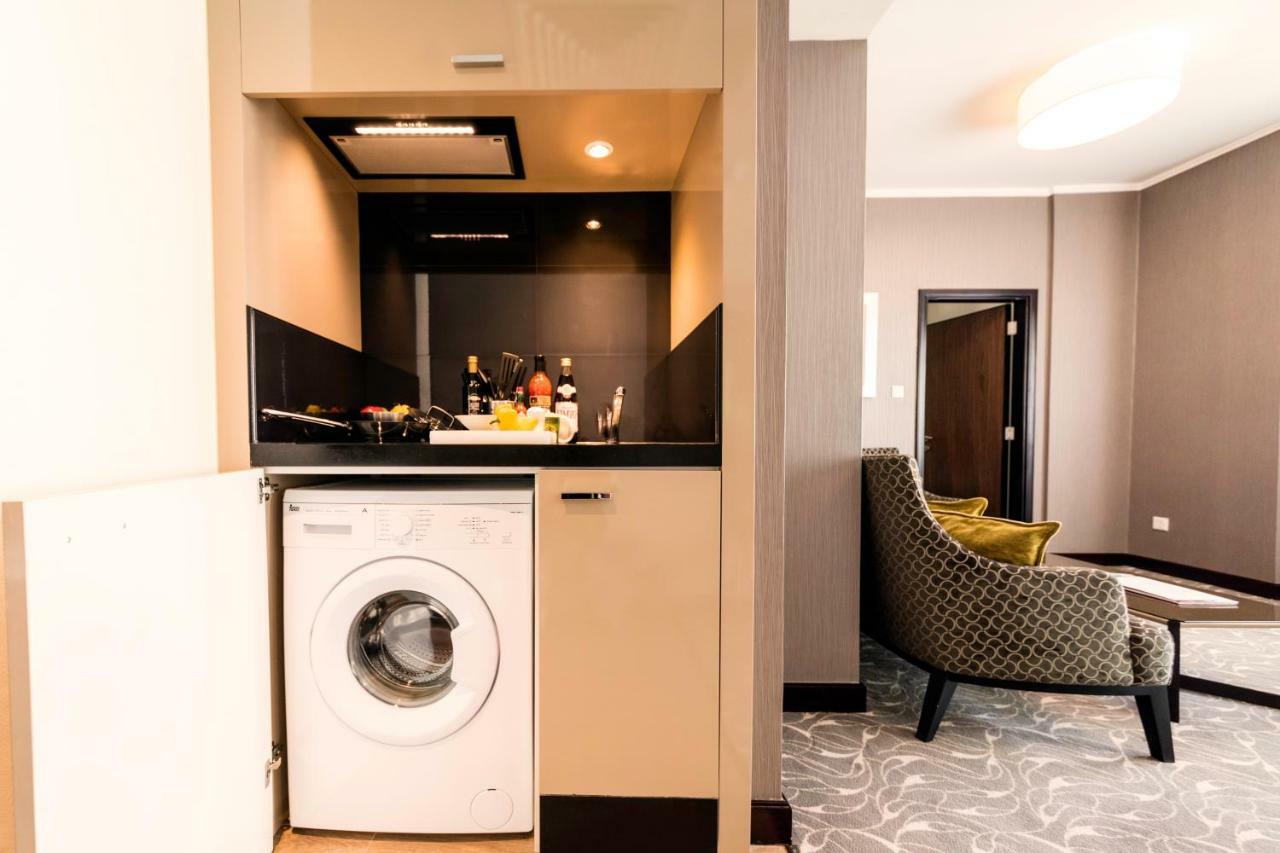 Hawthorn Extended Stay By Wyndham Abu Dhabi City Center Buitenkant foto